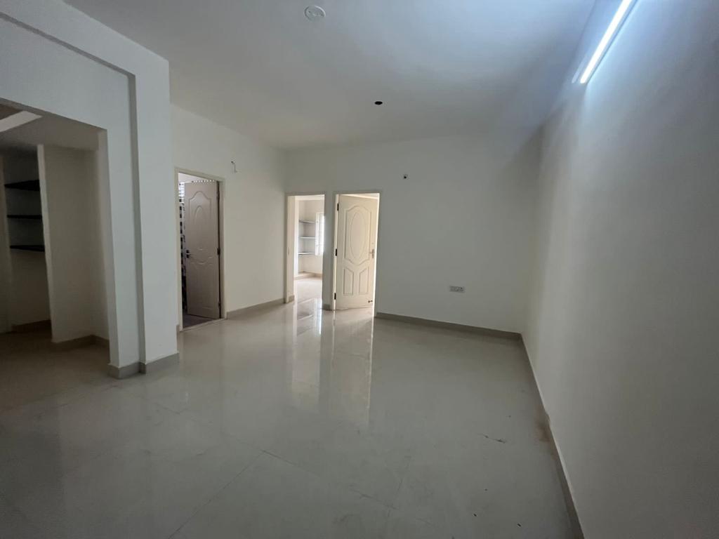 7796-for-sale-2BHK-Residential-Apartment-Rs-4050000-in-Chennai-Chennai-Chennai