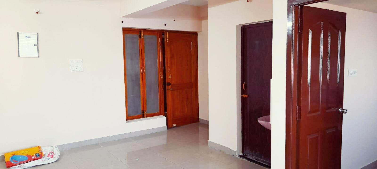 8120-for-sale-3BHK-Residential-Apartment-Rs-6500000-in-Saram-New-Saram-Puducherry